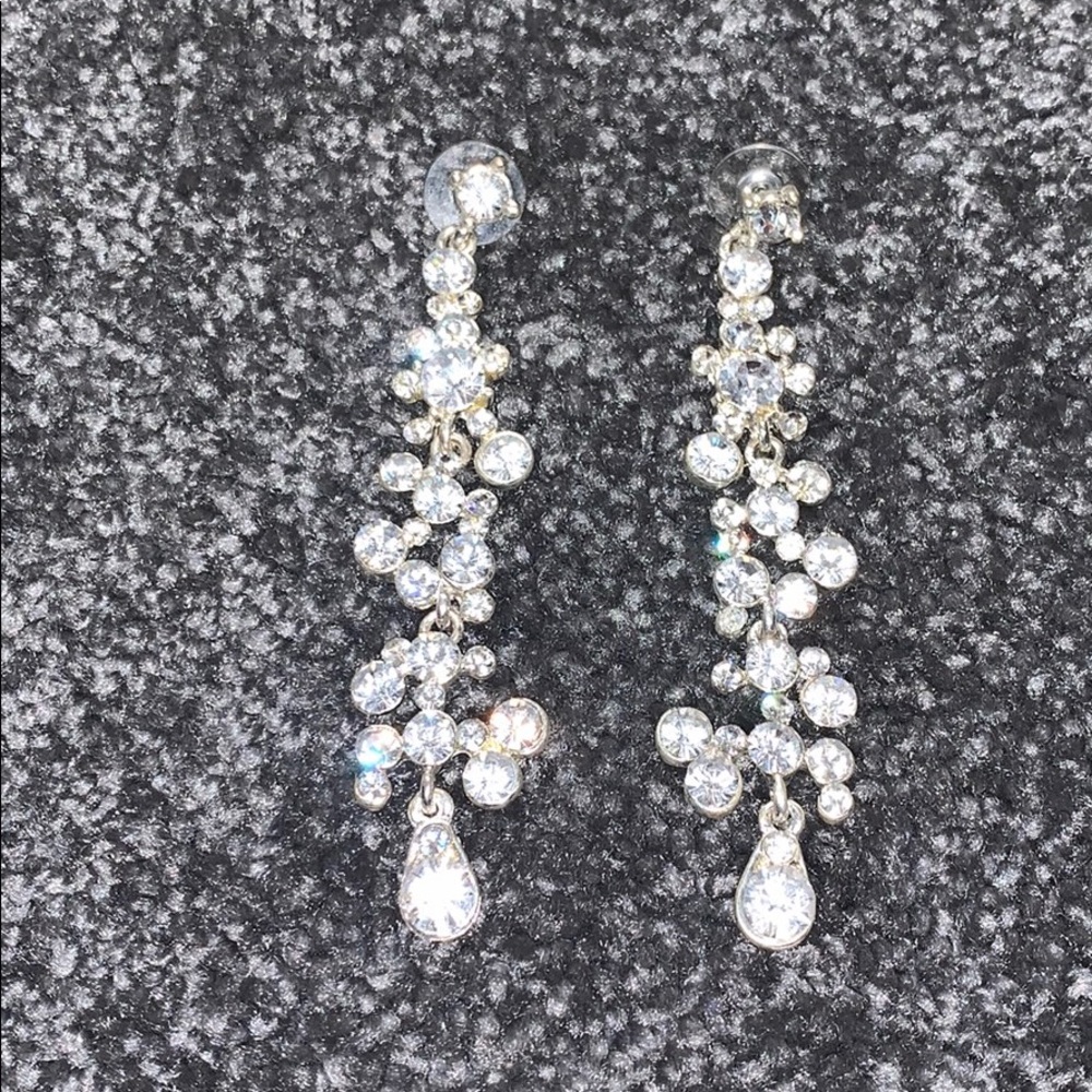 Women’s crystal earrings